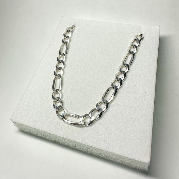 Italian .925 Silver 22” Figero Chainlink Necklace with...